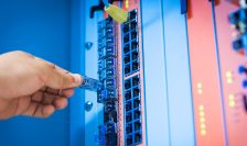 How to Remove SFP Module from Switch Step-by-Step Guide